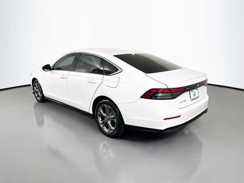 Certified 2023 Honda Accord EX image 7