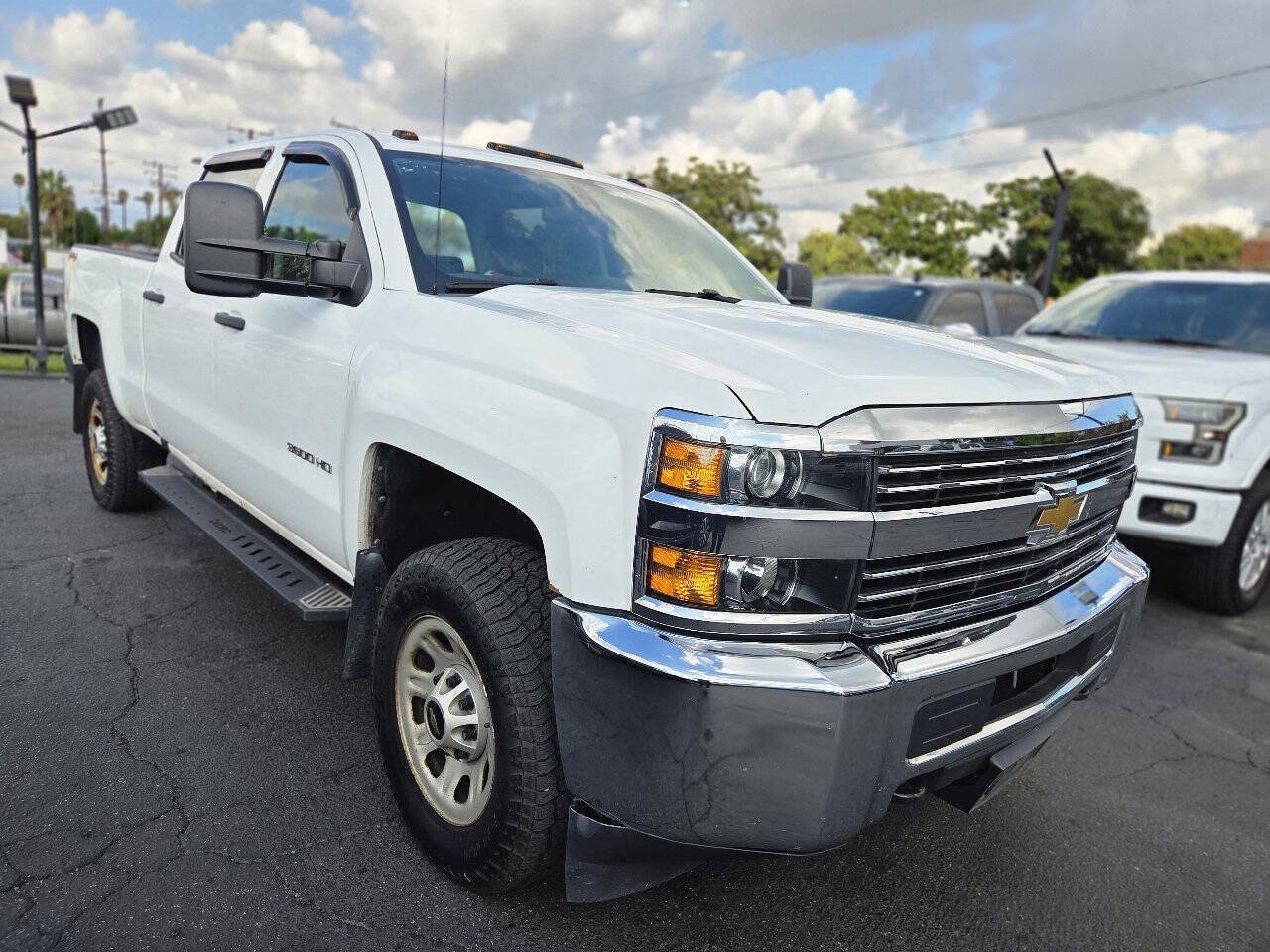 Used 2016 Chevrolet Silverado 3500 W/T w/ Snow Plow Prep Package AWD/4WD image 6