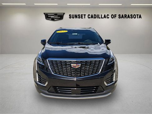 Certified 2022 Cadillac XT5 Premium Luxury w/ Technology Package image 2