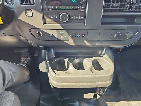 Used 2013 Chevrolet Express 2500 LT w/ LT Preferred Equipment Group image 33