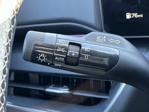 New 2025 Kia K4 GT-Line Turbo FWD image 35