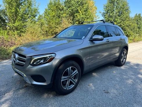 Used 2019 Mercedes-Benz GLC 300 4MATIC image 1