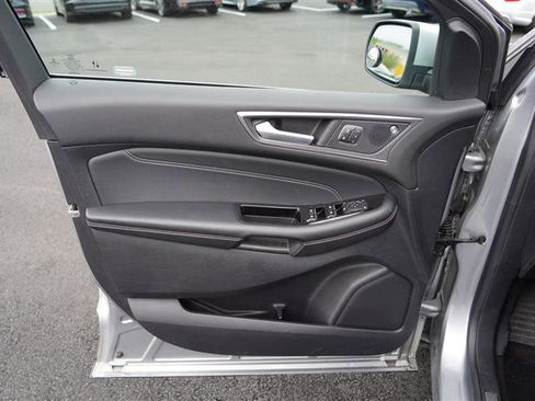 Used 2020 Ford Edge Titanium w/ Equipment Group 301A image 40