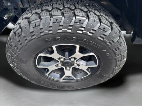 Used 2020 Jeep Wrangler Unlimited Rubicon w/ Dual Top Group AWD/4WD image 9
