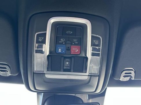 Used 2022 RAM 1500 Laramie RWD image 38