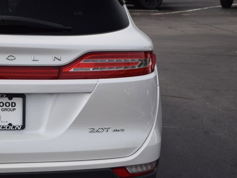 Used 2017 Lincoln MKC Select w/ Select Plus Package AWD/4WD image 6