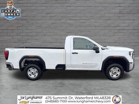 Used 2024 GMC Sierra 2500 Pro w/ Convenience Package AWD/4WD image 2