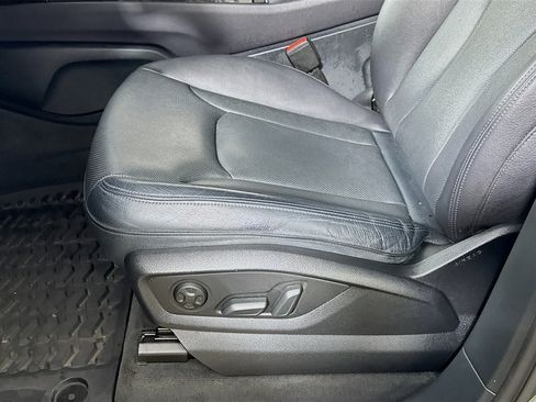 Used 2019 Audi Q7 3.0T Premium Plus w/ Premium Plus Package image 23