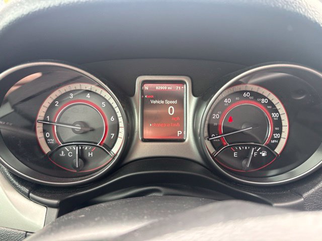 Used 2019 Dodge Journey Crossroad w/ Nav & Sun Group FWD image 7