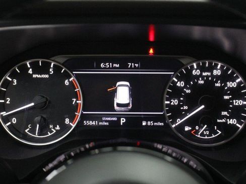 Used 2023 Nissan Rogue SV w/ SV Premium B Package image 13