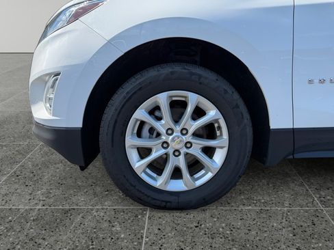 Used 2021 Chevrolet Equinox LS AWD/4WD image 14