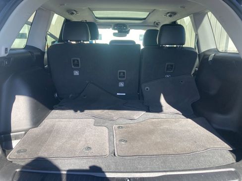 Used 2023 Jeep Grand Cherokee Limited image 30