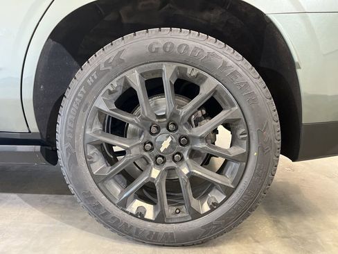 Used 2023 Chevrolet Tahoe High Country image 10