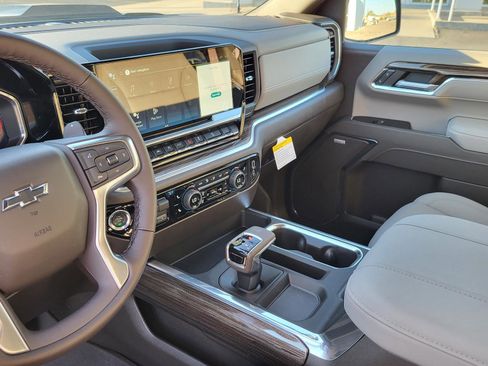 New 2026 Chevrolet Silverado 1500 LT Trail Boss w/ Convenience Package II image 17