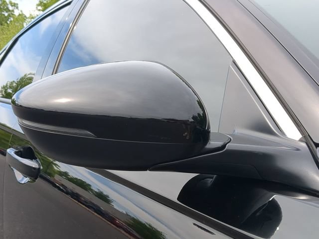 Used 2025 Honda Accord Touring image 11