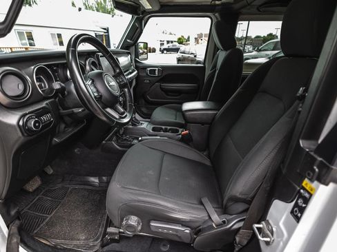Used 2021 Jeep Wrangler Sport AWD/4WD image 18