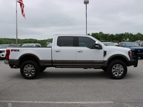 Used 2019 Ford F350 King Ranch w/ King Ranch Ultimate Package AWD/4WD image 5