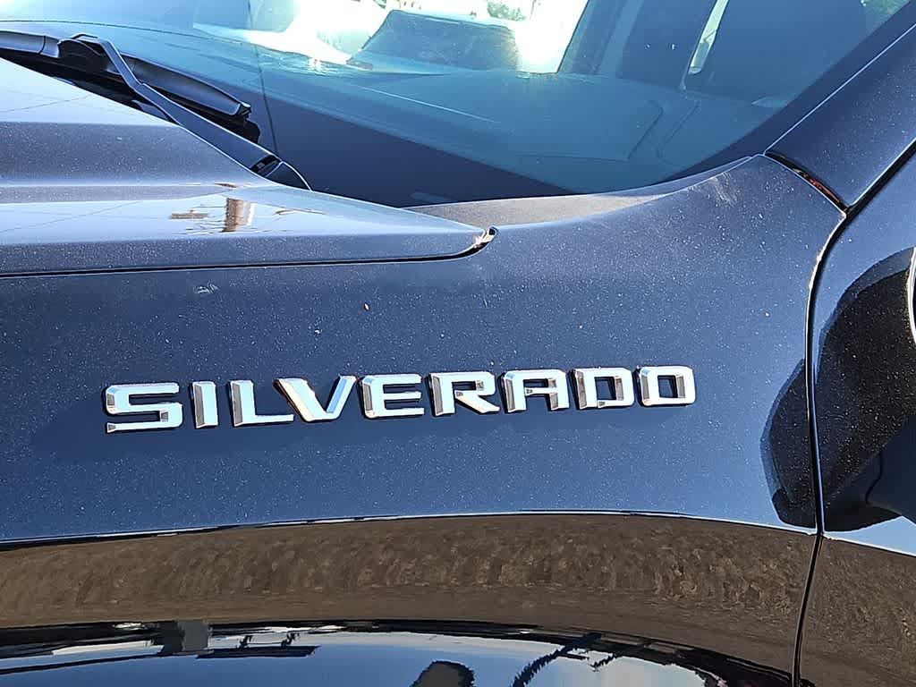 Used 2023 Chevrolet Silverado 1500 LT AWD/4WD image 23