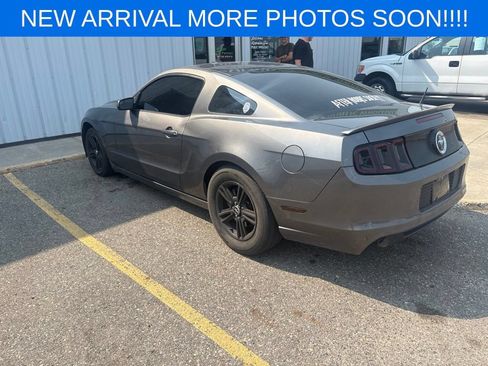 Used 2014 Ford Mustang Coupe RWD image 5