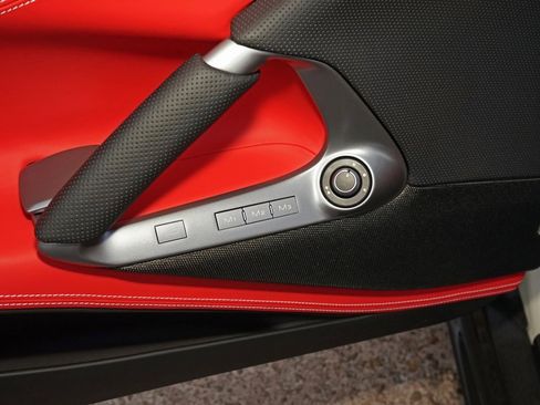 Used 2023 Ferrari 812 GTS image 24