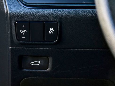 Certified 2025 Kia K5 LXS image 24