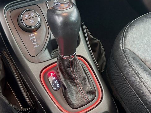 Used 2021 Jeep Compass Trailhawk w/ Convenience Group image 24