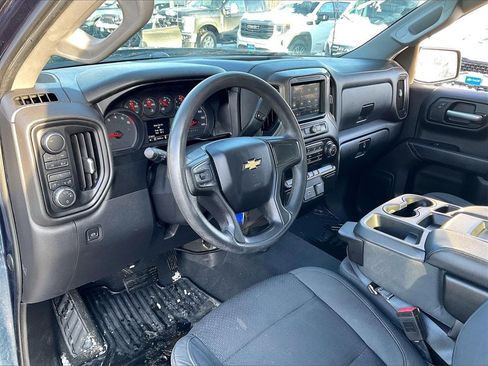Used 2019 Chevrolet Silverado 1500 Custom w/ Custom Value Package image 8