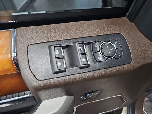 Used 2018 Ford F150 King Ranch w/ Equipment Group 601A Luxury AWD/4WD image 11