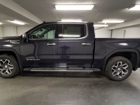 New 2026 GMC Sierra 1500 SLT w/ SLT Premium Plus Package image 40