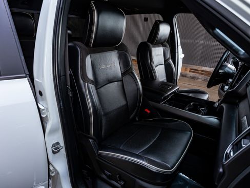 Used 2023 RAM 3500 Laramie AWD/4WD image 31