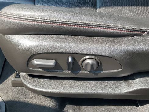 Used 2023 Chevrolet Traverse RS w/ LPO, Floor Liner Package FWD image 6