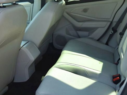 Used 2019 Volkswagen Jetta S image 26