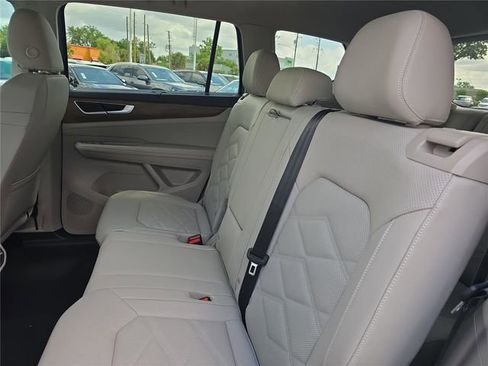 New 2026 Volkswagen Atlas SE FWD image 15