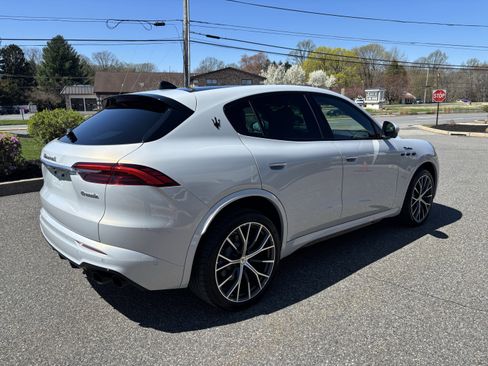 Used 2023 Maserati Grecale Modena AWD/4WD image 5