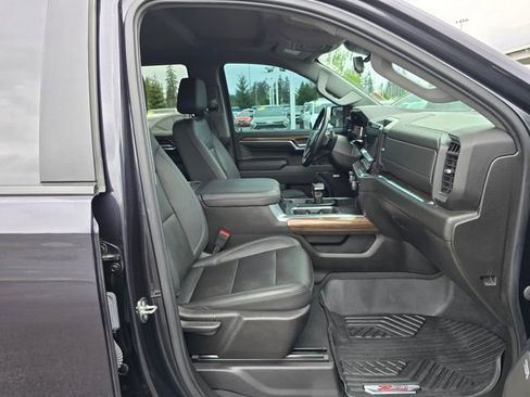Used 2023 Chevrolet Silverado 1500 RST AWD/4WD image 11