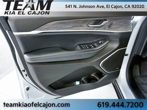 Used 2022 Jeep Grand Cherokee L Limited image 24