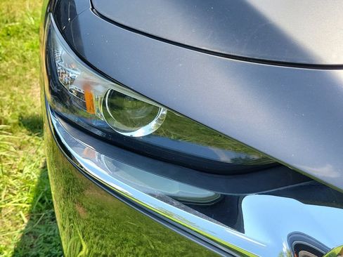 Used 2019 MAZDA MAZDA3 AWD Sedan w/ Preferred Package image 6