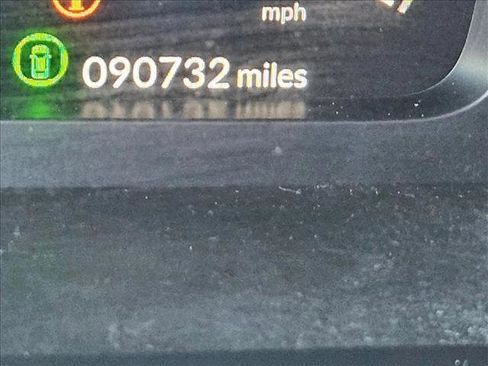 Used 2023 Honda Civic Touring image 15