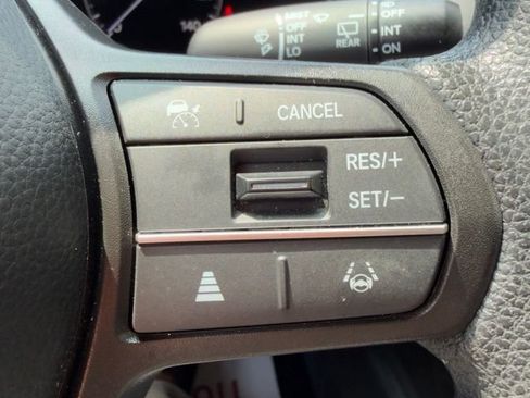 Certified 2024 Honda HR-V LX image 20