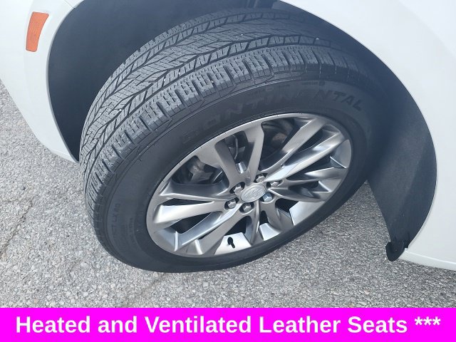 Used 2022 Buick Enclave Avenir AWD/4WD image 24