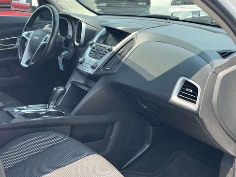 Used 2017 Chevrolet Equinox LT w/ Convenience Package FWD image 23