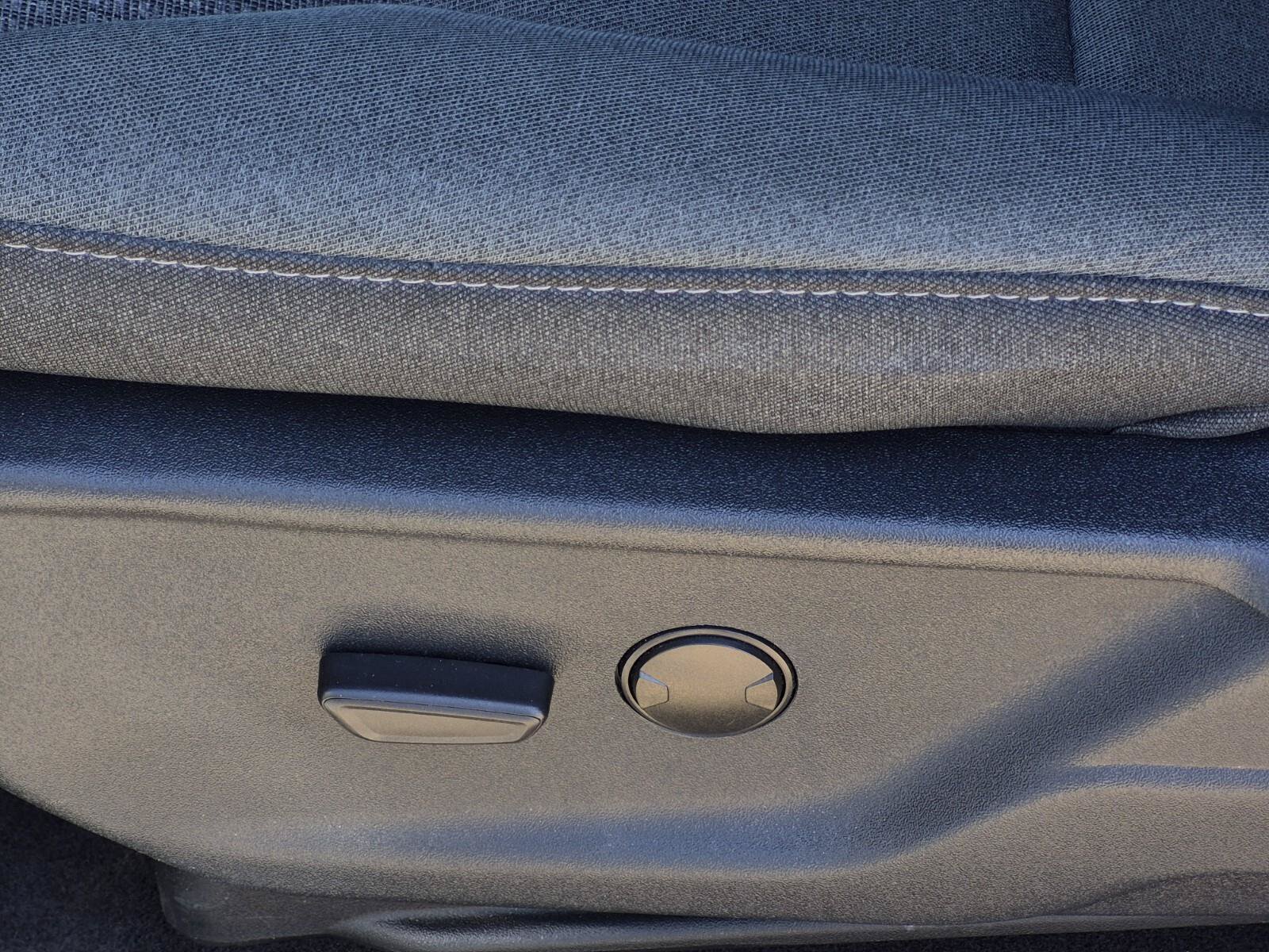 Used 2025 Ford F150 XLT w/ Equipment Group 301A Standard RWD image 15