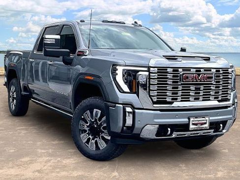 New 2026 GMC Sierra 2500 Denali w/ Denali Reserve Package image 1