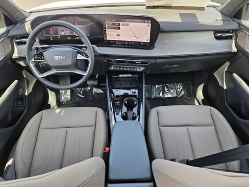 New 2026 Audi Q3 quattro 2.0T AWD/4WD image 15