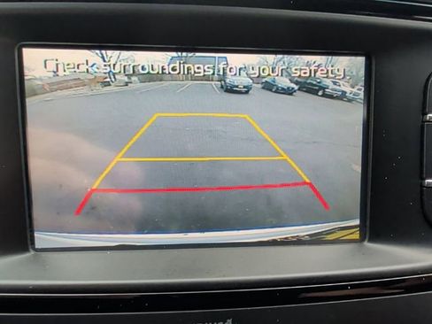 Used 2016 Kia Sorento LX image 18