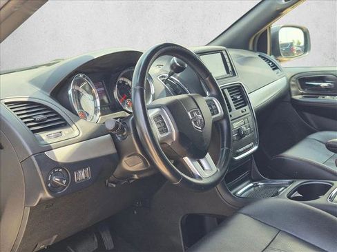 Used 2019 Dodge Grand Caravan GT FWD image 10