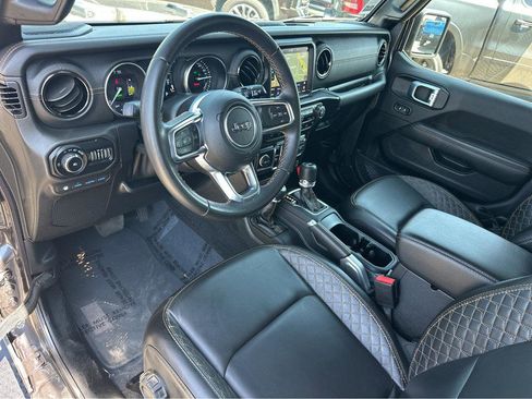Used 2021 Jeep Wrangler Unlimited Sahara image 16