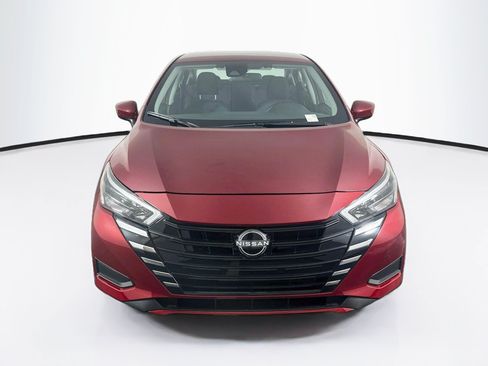Used 2025 Nissan Versa SV w/ Trunk Package FWD image 2