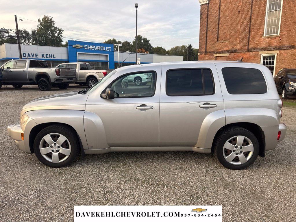 Used 2008 Chevrolet HHR LS FWD image 3