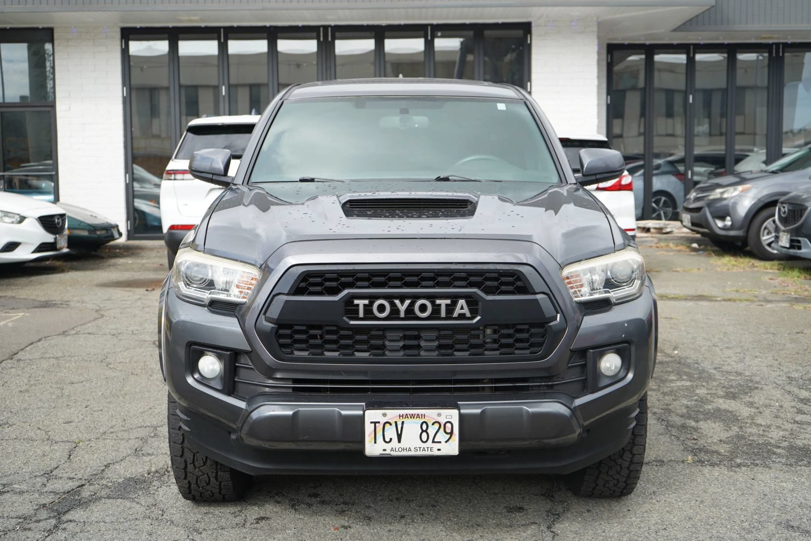 Used 2017 Toyota Tacoma TRD Sport RWD image 4